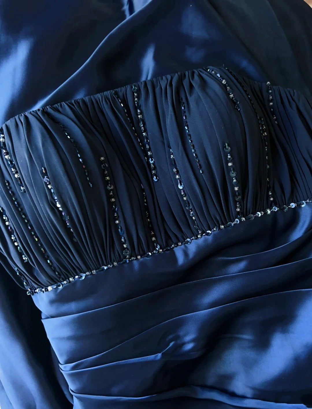 Elegante Ballkleider Meerjungfrau Spaghetti-Träger Marineblau Mit Umhang Ärmelloses Langes Abendkleid N2880
