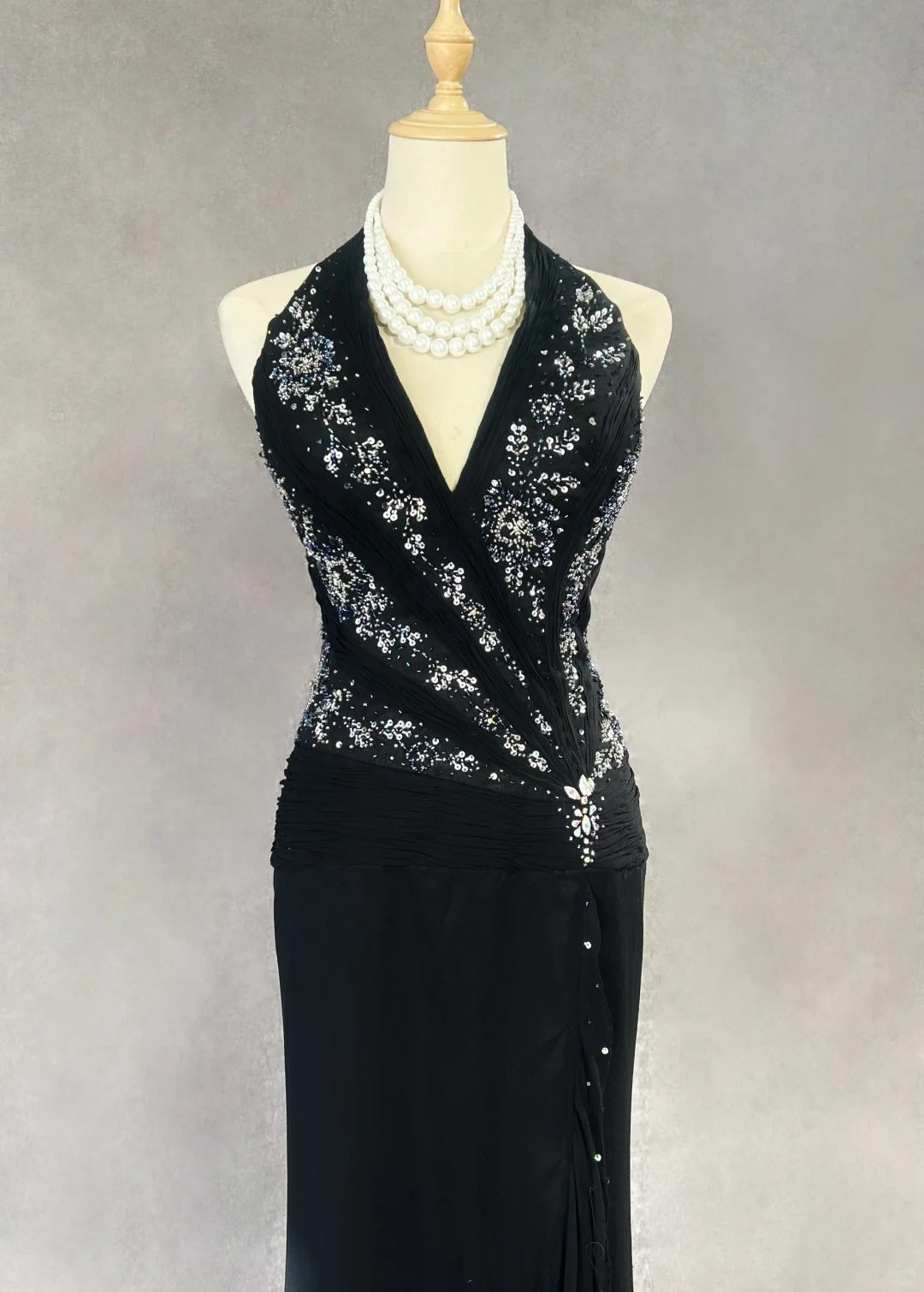 Robes de bal modestes sirène licou en mousseline avec perles pour soirée formelle N3858