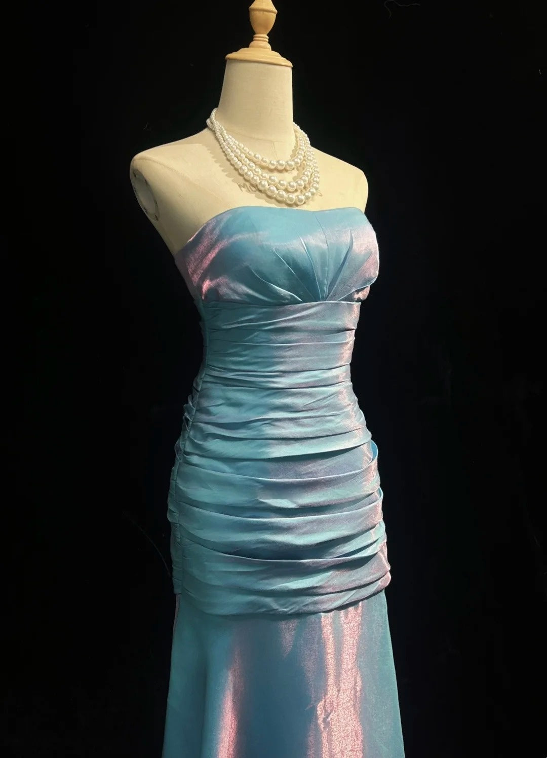 Vintage Meerjungfrau-Abschlussballkleid Trägerlos Hellblau Mittellang 1990er Abendkleid N2651