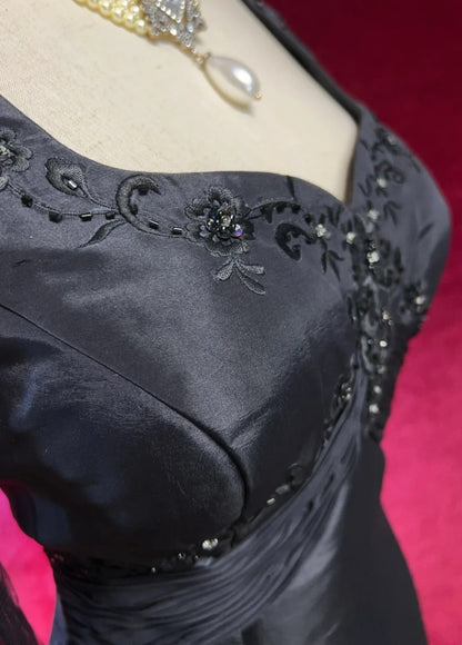 Charmantes robes de bal, robes de soirée avec cravate noire, brodées de perles, manches longues, tenues de soirée formelles N3694