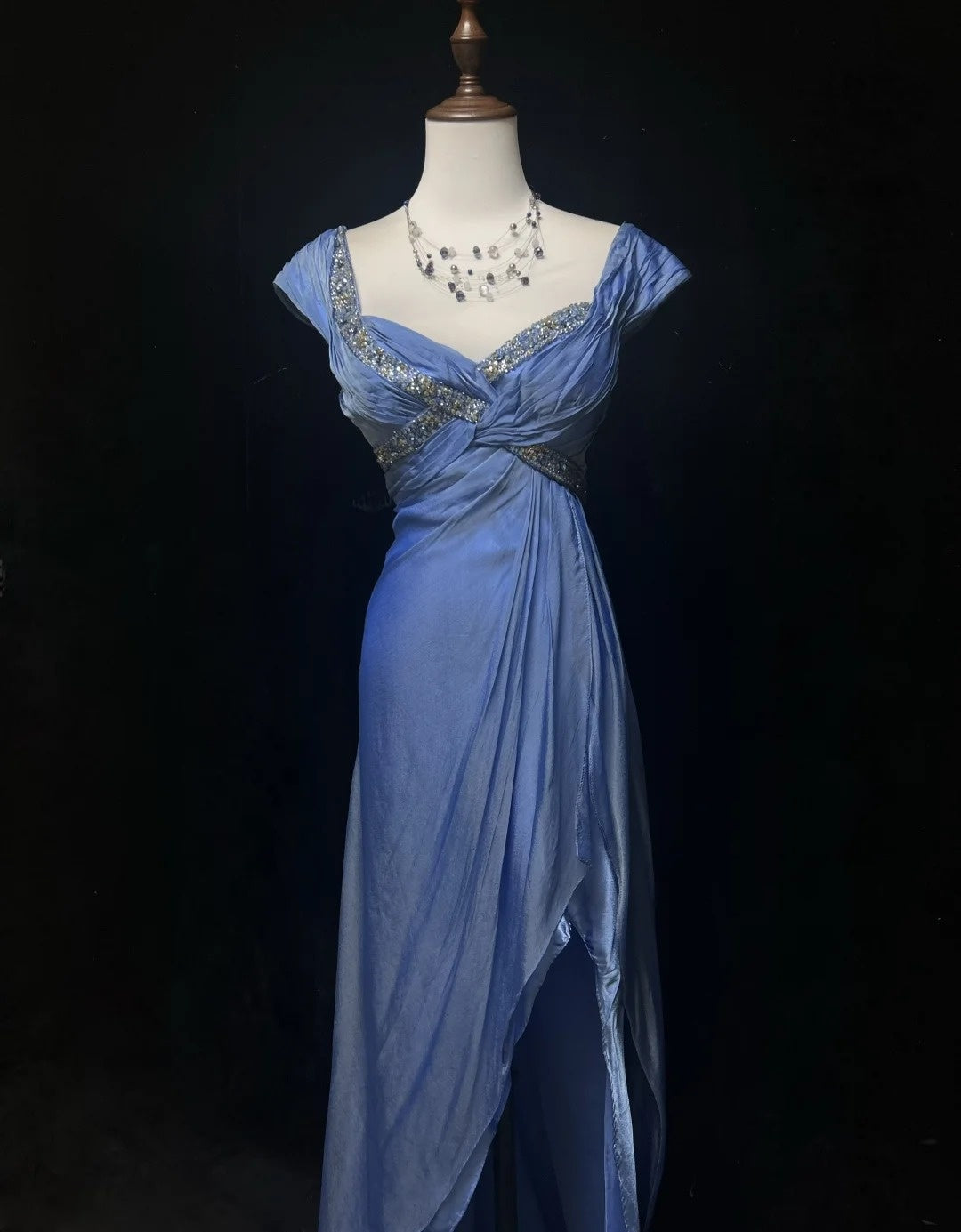 Vintage Abschlussballkleider A-Linie Sweetheart Blau Chiffon mit Perlen Lange formelle Abendgarderobe N3869