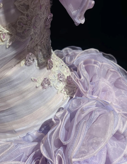 Bescheidene Ballkleider für den Abschlussball, trägerlos, lila Organza mit Stufenlagen, langes Quinceañera-Kleid N3128