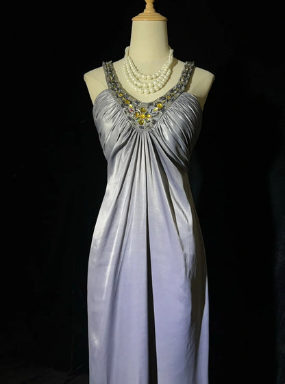 Inspiration für Vintage-Ballkleider A-Linie Neckholder Grau Lang 1990er mit goldener Perlenstickerei Abendkleider N3326