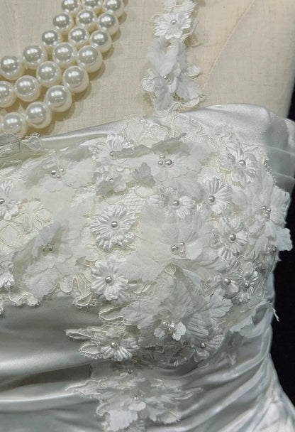 Robes de bal vintage Inspo Sirène Asymétrique Épaules Dénudées Satin Blanc Années 80 Avec Dentelle Robes de Soirée Formelles N3380