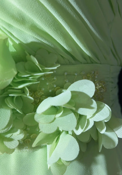 Wunderschöne Abschlussballkleider A-Linie One-Shoulder Chiffon Grün Mit Rüschen Lange Abendkleider N3383