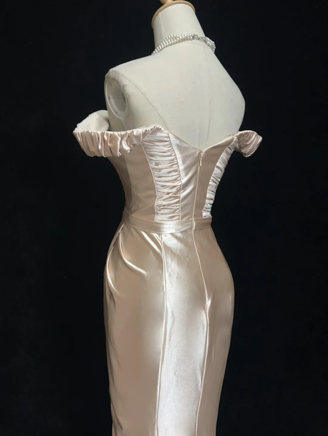 Vintage 90er Abschlussballkleider Meerjungfrau Off Shoulder Champagner Satin Langes Ballkleid N3010