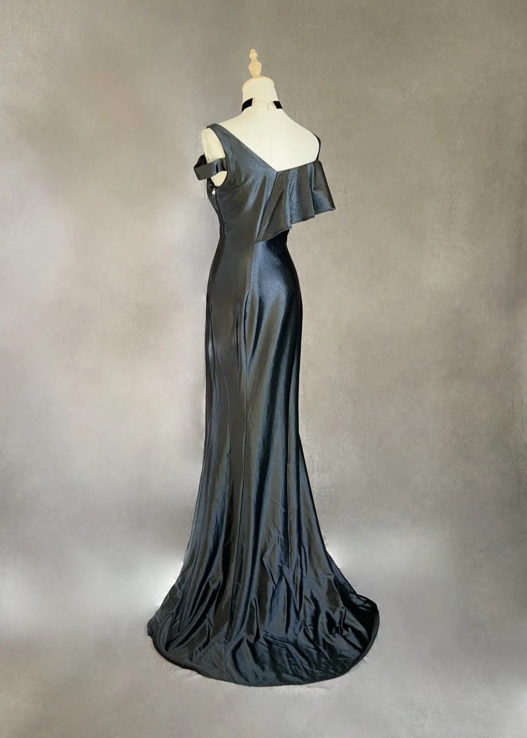 Vintage Prom Dresses Mermaid Spaghetti Strap Black Tie Dress Sleeveless 1990s Long Formal Evening Gown N2637
