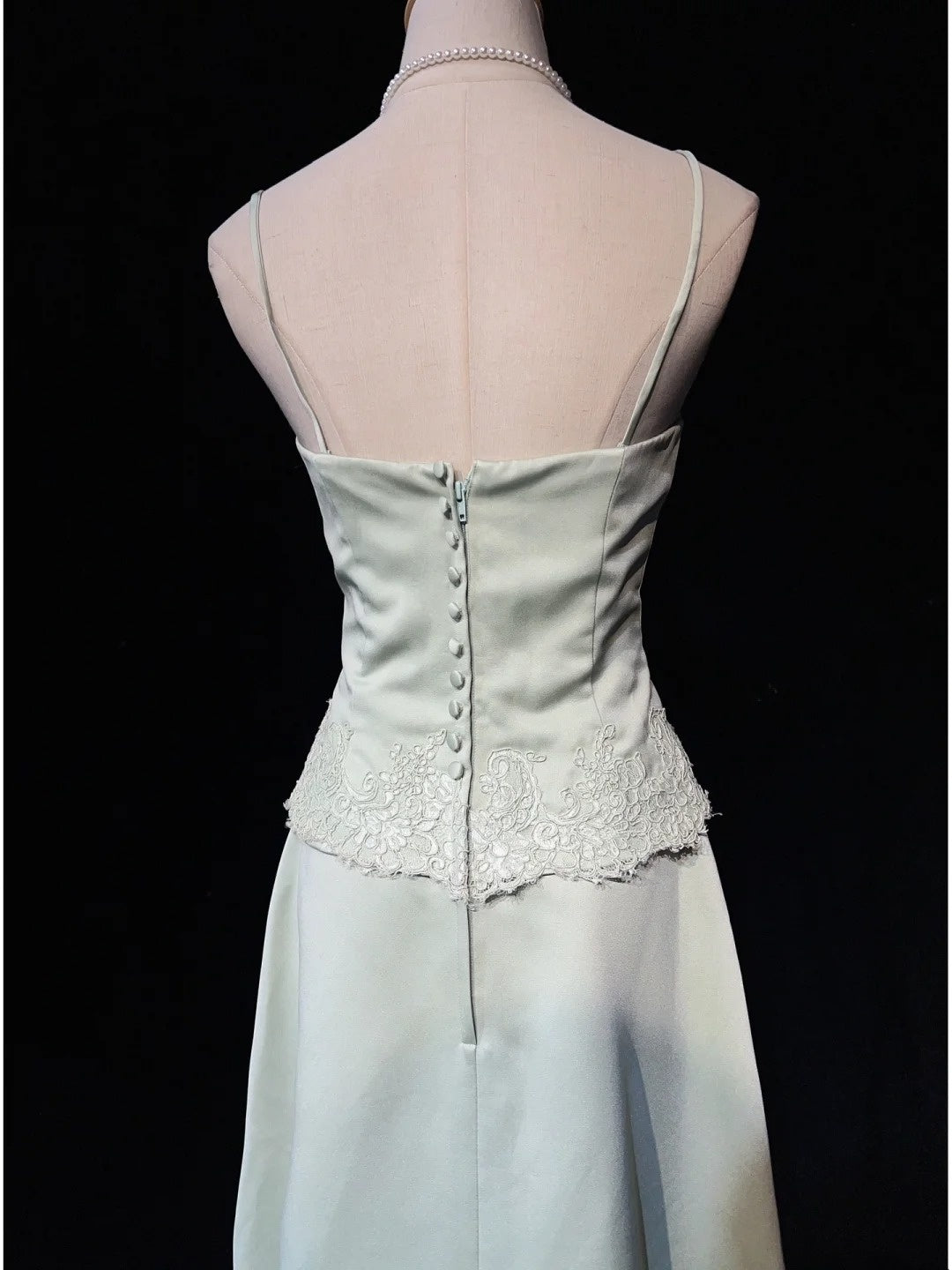 Bescheidene Ballkleider-Inspiration A-Linie Neckholder Hell Salbeigrün Satin mit Spitze für Damen Festliches Kleid N3225