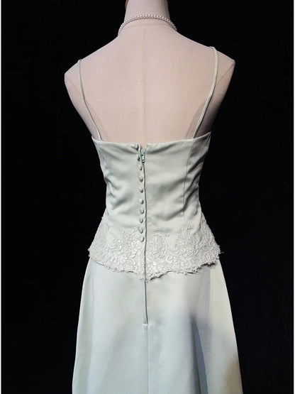 Bescheidene Ballkleider-Inspiration A-Linie Neckholder Hell Salbeigrün Satin mit Spitze für Damen Festliches Kleid N3225