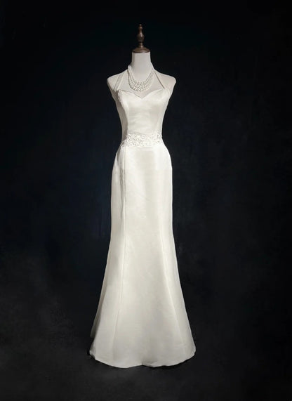 Einzigartige Hochzeitskleider Meerjungfrau Neckholder Satin Boho Stickerei Weiß Langes Brautkleid N3290