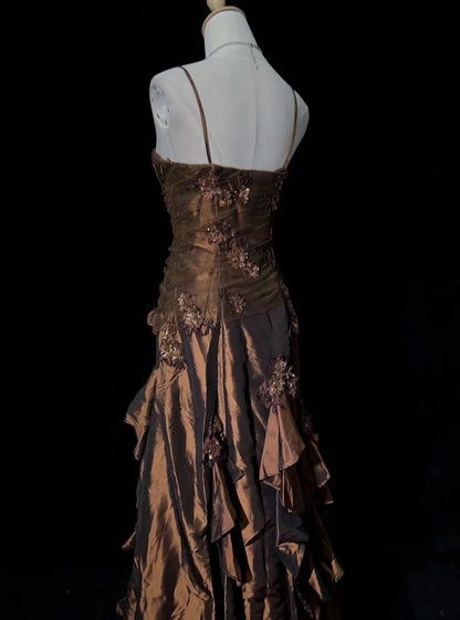 Robes de bal modestes trapèze à fines bretelles en satin marron sans manches longues tenues de soirée formelles N3639
