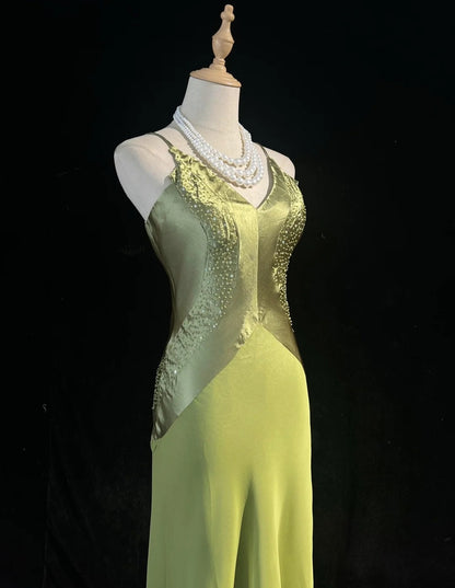Robes de bal modestes Haut Bas Bretelles Fines Satin Vert Longues Tenues de Soirée N3472