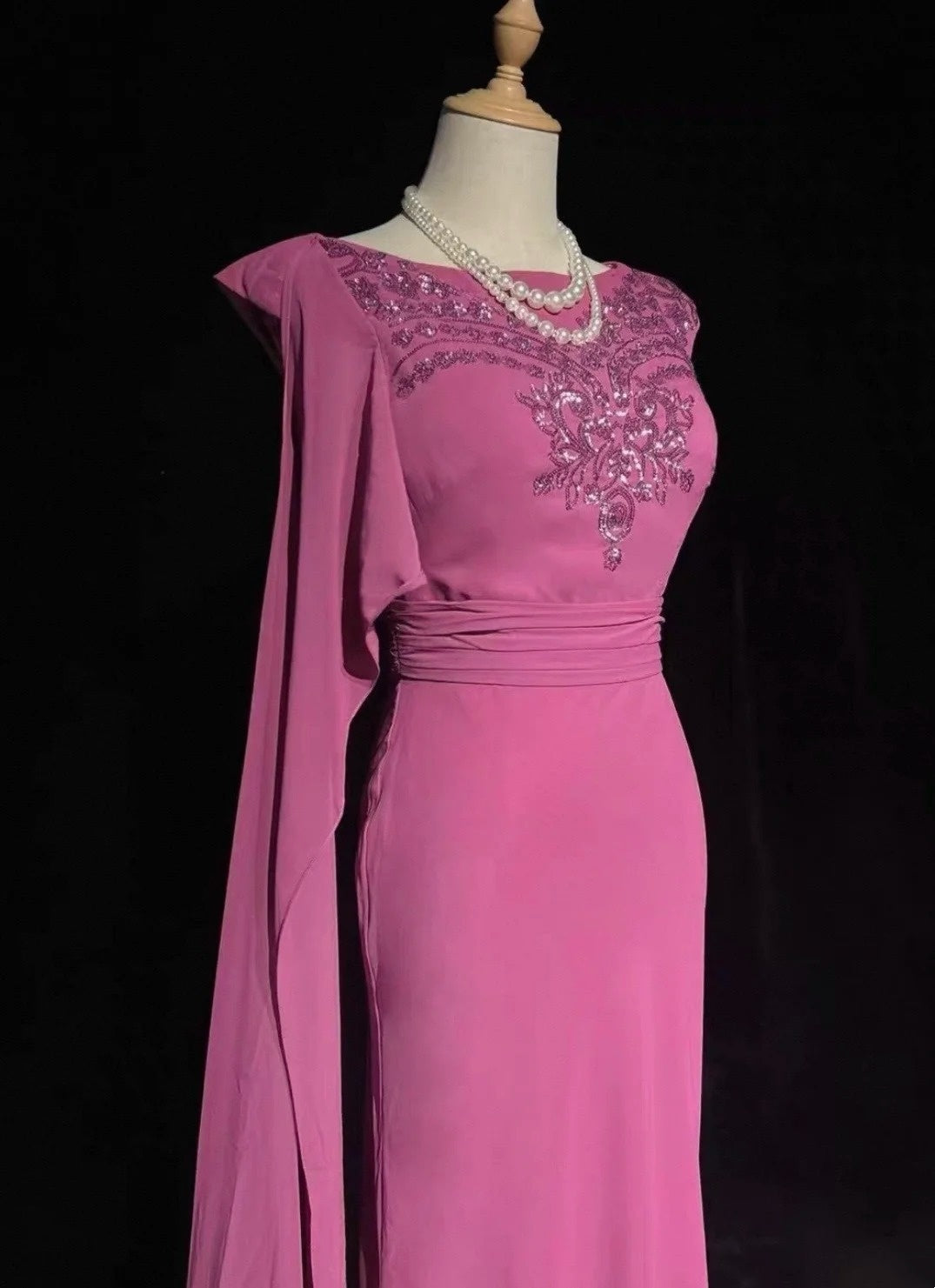 Robes de bal vintage Sirène Asymétrique Rose vif Mousseline sans manches Années 90 Longue Robe de soirée formelle N2638