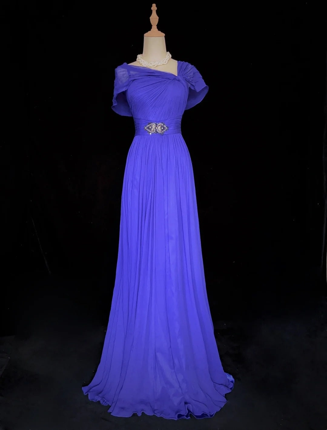 Bescheidene Abschlussballkleider A-Linie Spaghettiträger Royalblau Chiffon Ärmelloses Festliches Abendkleid N3844