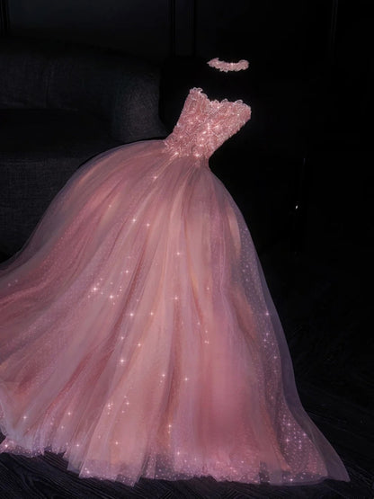 Robe de bal longue rose à pois, sans bretelles et pailletée, idéale pour une soirée formelle ou un 18e anniversaire (N735)