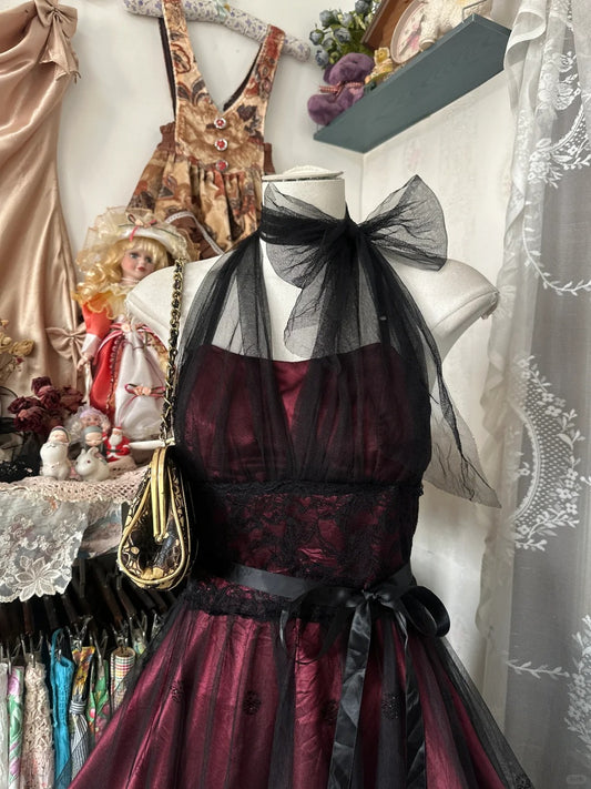 Einfaches A-Linien Neckholder Weinrot Schwarz Spitze Satin Kurzes Abschlussball Geburtstagskleid Homecoming-Kleid N3722