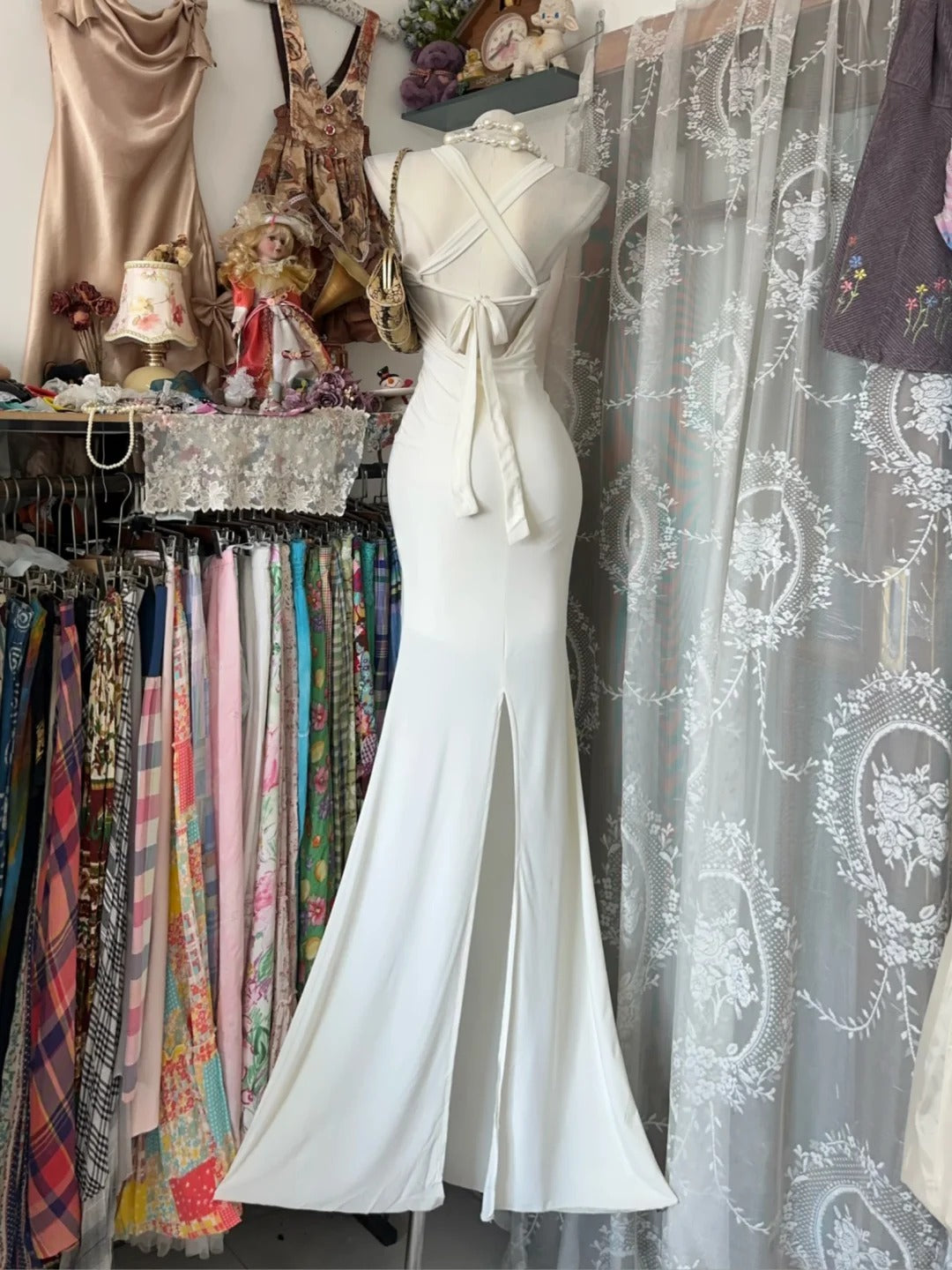 Modest Mermaid Halter White Backless Sleeveless Backless Prom Dresses Formal Outfits RB3946