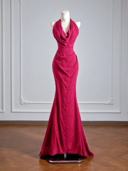 Robe de bal longue fuchsia sirène flatteuse à col halter, idéale pour les soirées formelles et les fêtes d'anniversaire (N384)
