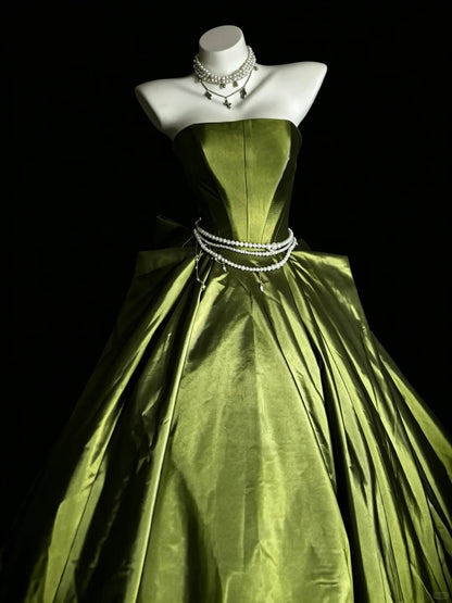 Robe de bal de princesse bustier en satin vert olive avec volants, robes de bal de promo Sweet 16, robe de Quinceañera N4190