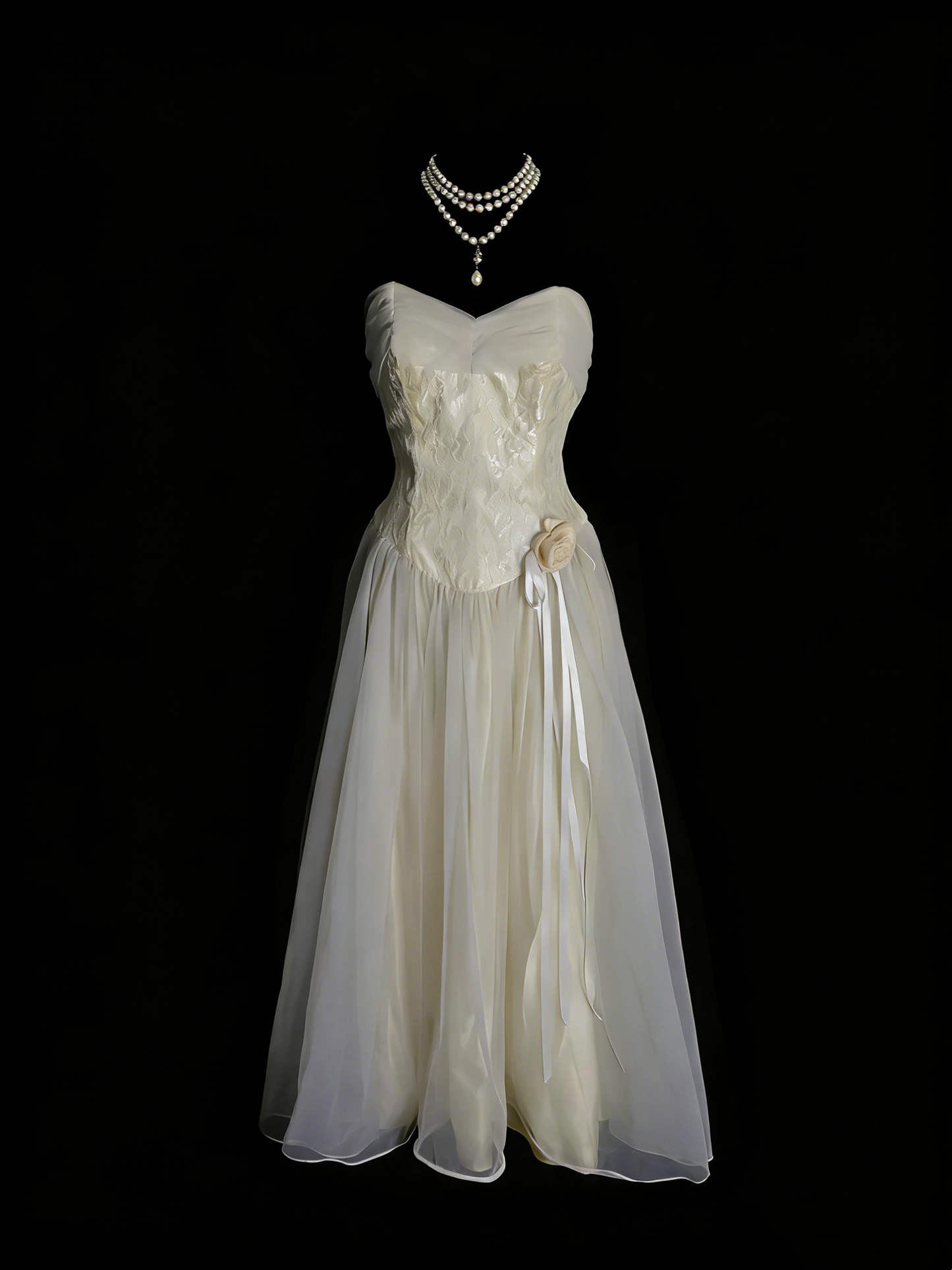 Robes de mariée simples ligne A décolleté cœur longueur thé dentelle robe de mariée ajustée N2132