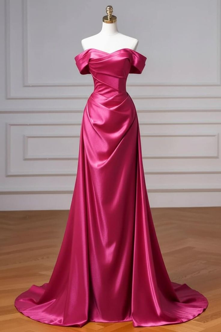 Robe de bal bleu marine à épaules dénudées et traîne amovible N1853