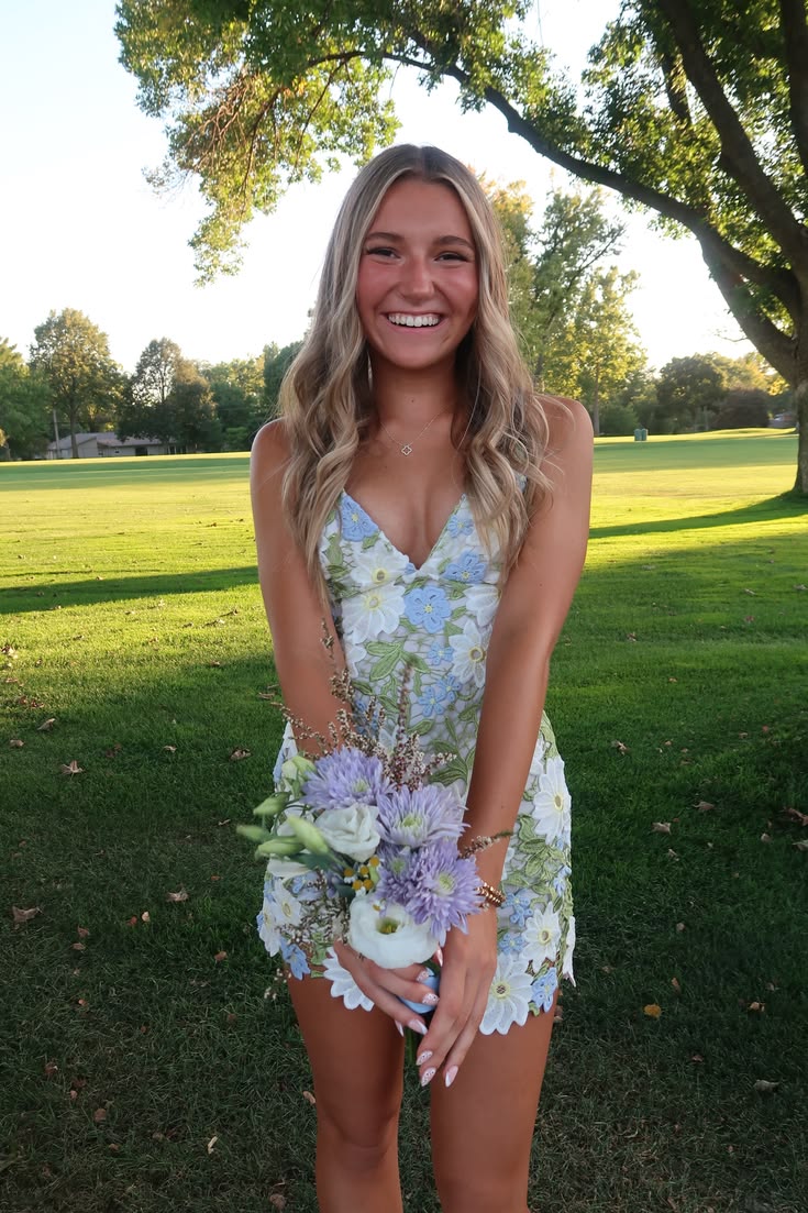 Unique Hoco Photo Ideas Sheath Straps Floral Lace Short Homecoming Dresses Party Cocktail Hoco Outfits RB8902