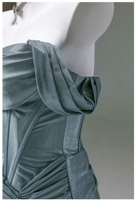 Schwer geschnittenes, figurbetontes Meerjungfrauen-Abendkleid N1871