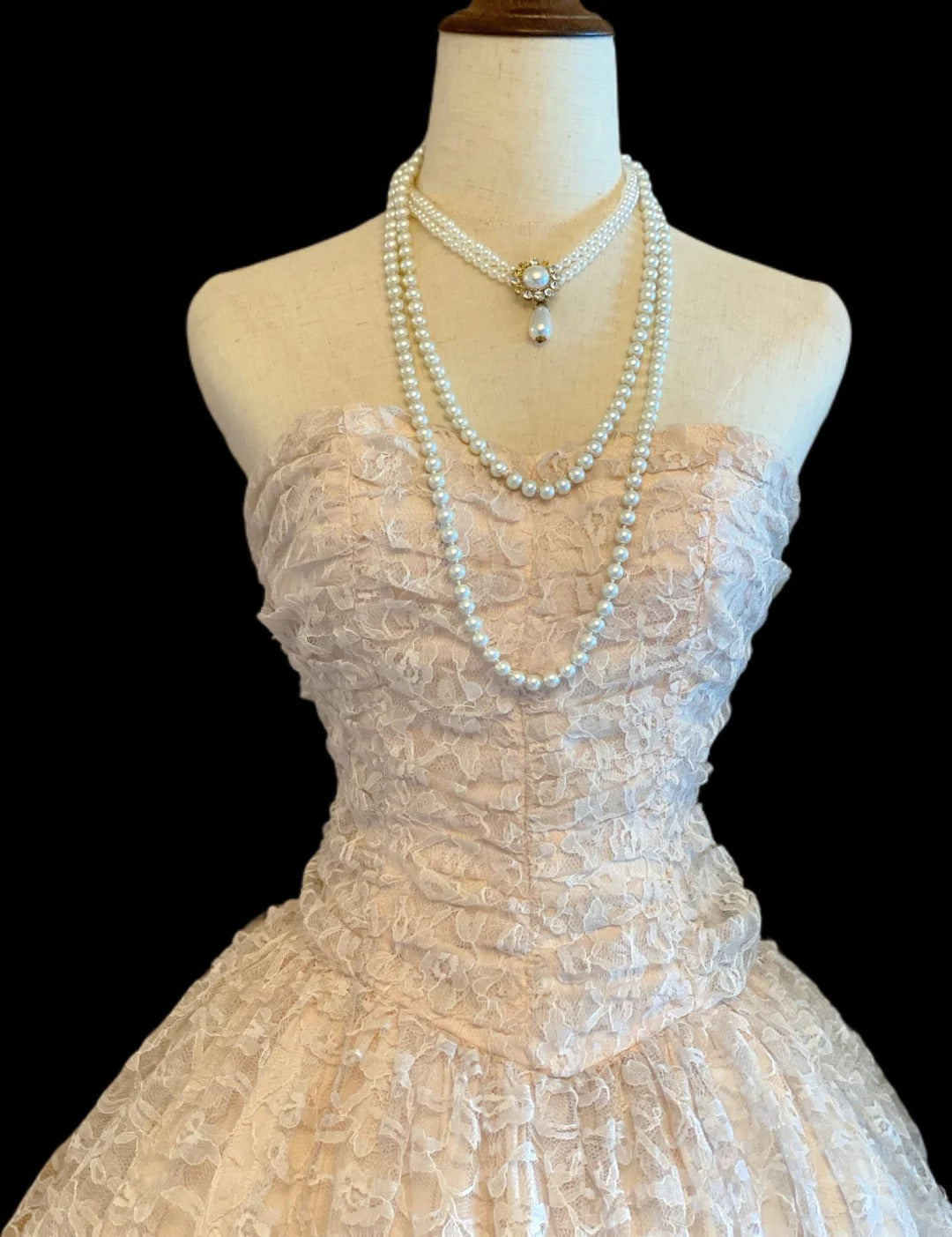 Inspiration Tenues de Soirée : Robe de Bal Unique, Bustier Cœur, Dentelle Rose, Longueur Mi-mollet, Bal de Promo RB4021