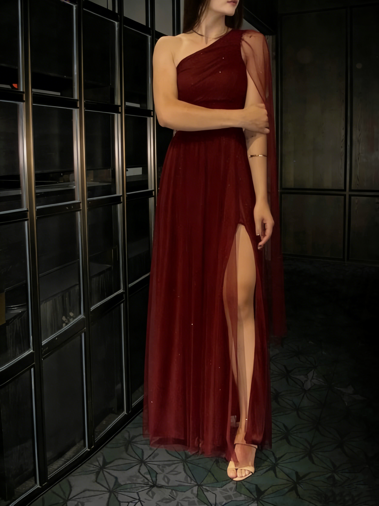 Robe de bal simple, coupe trapèze, une épaule, en tulle bordeaux fendu, robe de soirée longue AB2184