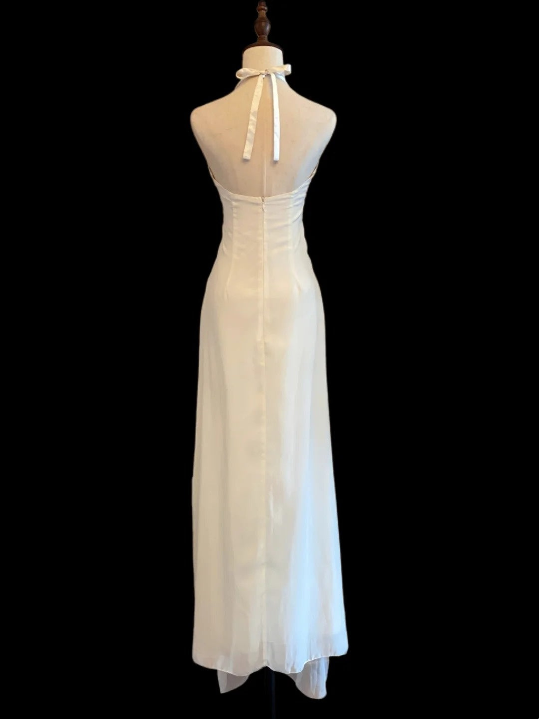 Unique A line Halter White Chiffon Long Prom Dresses Inspo Evening Outfits RB4022