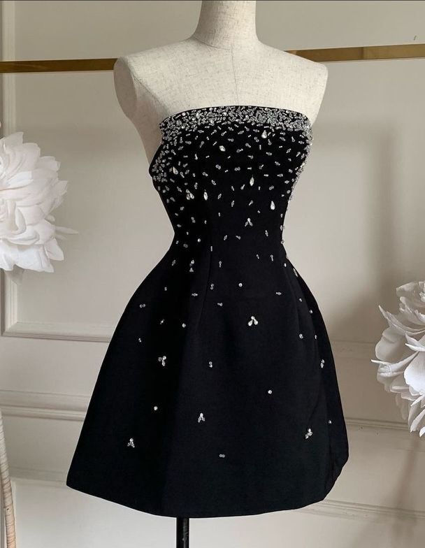 Sexy Ballkleid Trägerlos Schwarz Mit Silberperlen Mini Homecoming Kleider Freshman High School Grad Hoco Outfit RB4553