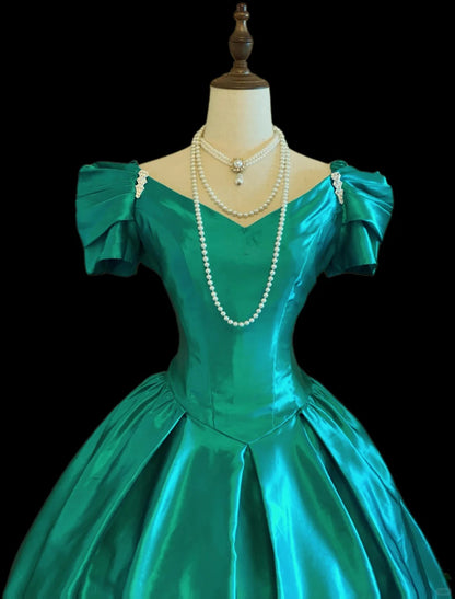 Robe de bal vintage verte, longueur genou, en satin, pour le bal de promo, idées de tenues de soirée RB4023
