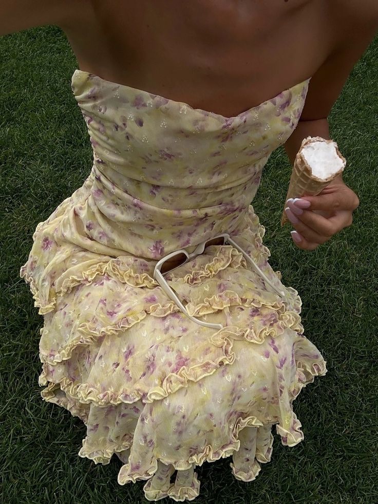 Robe de bal longue jaune en mousseline à fleurs, bustier, coupe fourreau élégante, idéale pour une soirée, un 18e anniversaire ou une remise de diplôme (N902)