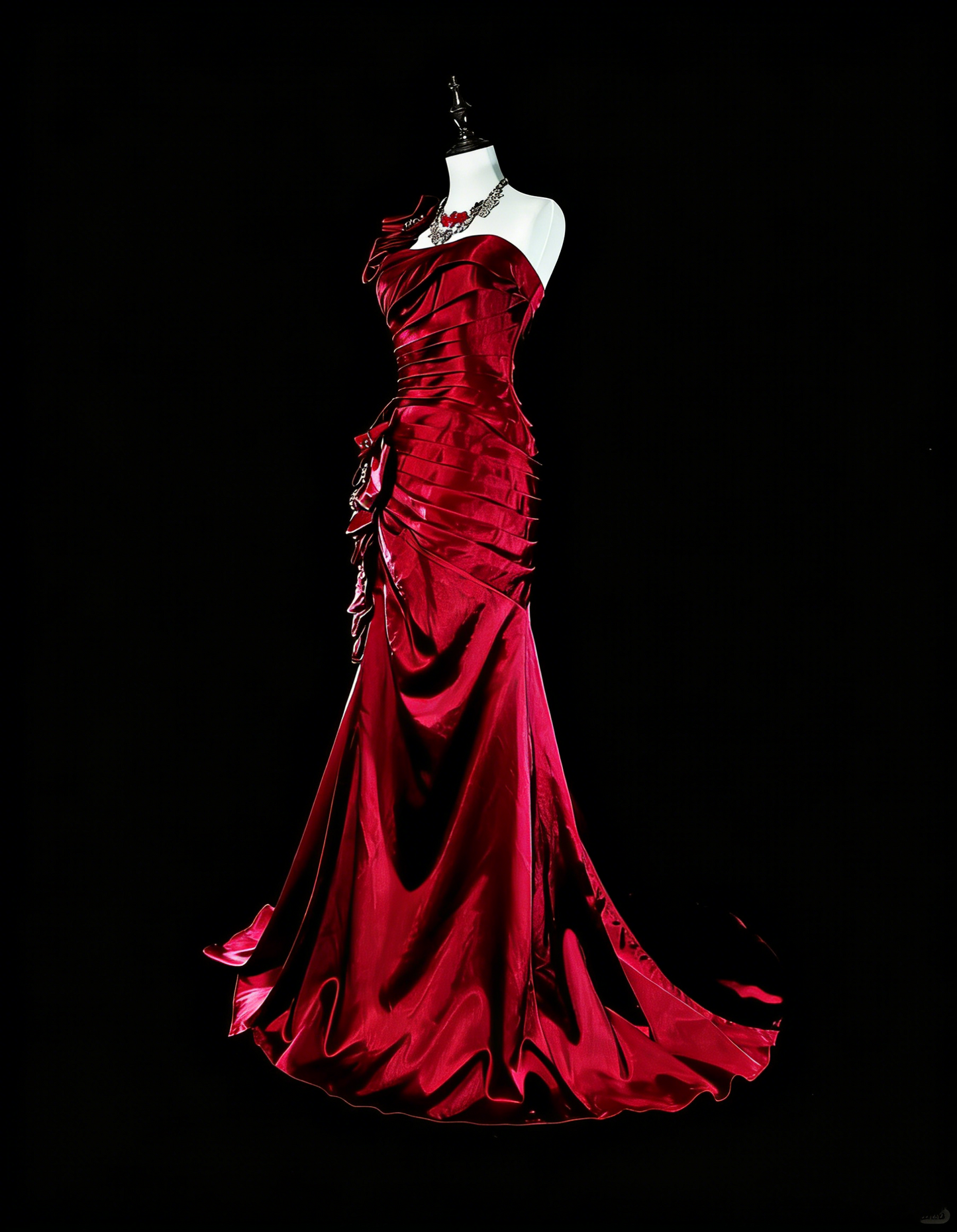 Vintage Meerjungfrauen-Abendkleid aus den 1980er Jahren, ärmellos, schulterfrei, rot, mit plissierten Rüschen, N1602