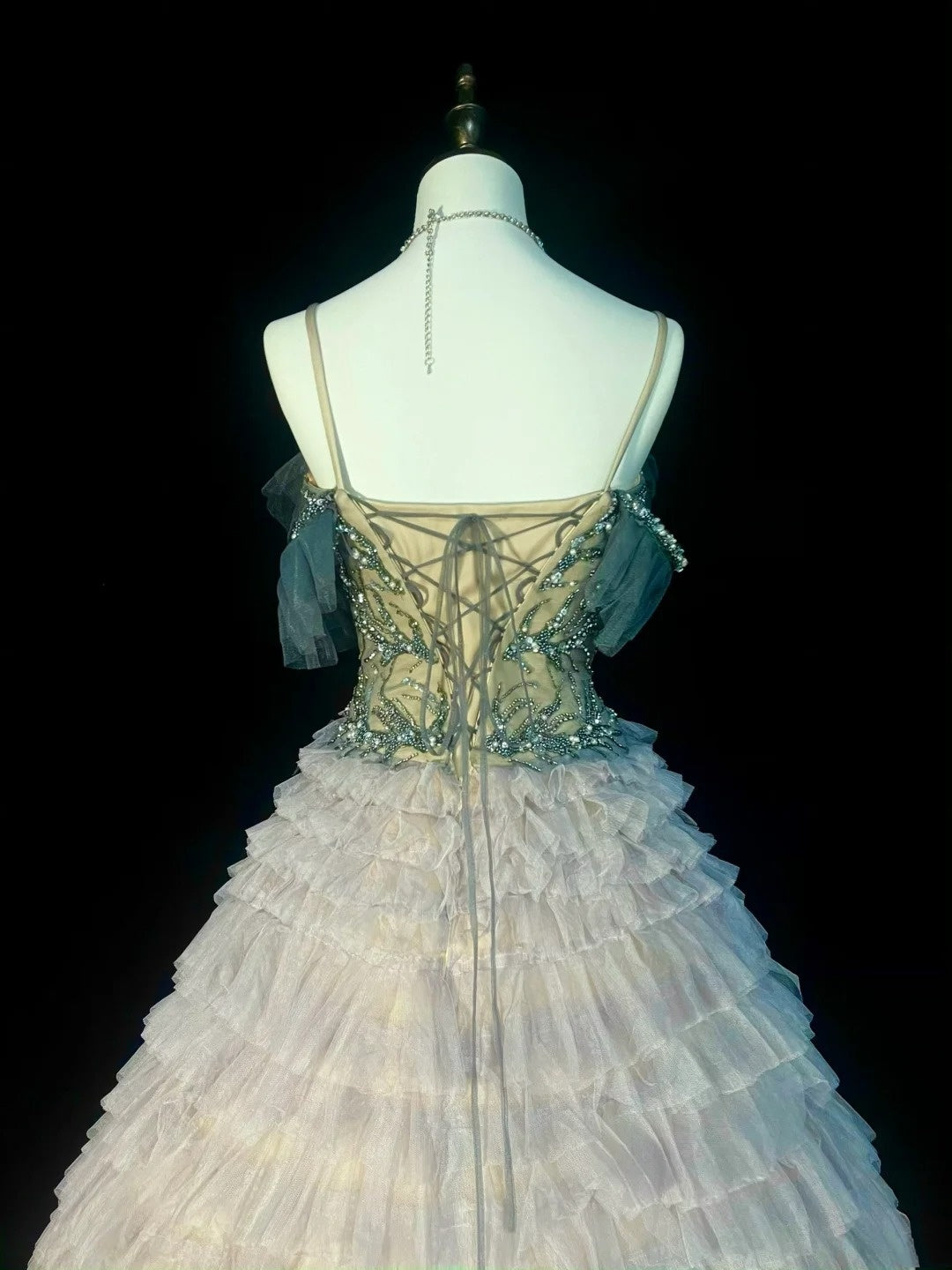 Chic Ball Gown Spaghetti Straps Tulle Long College Formal Outfit Prom Graduation Dresses For Teens N1371