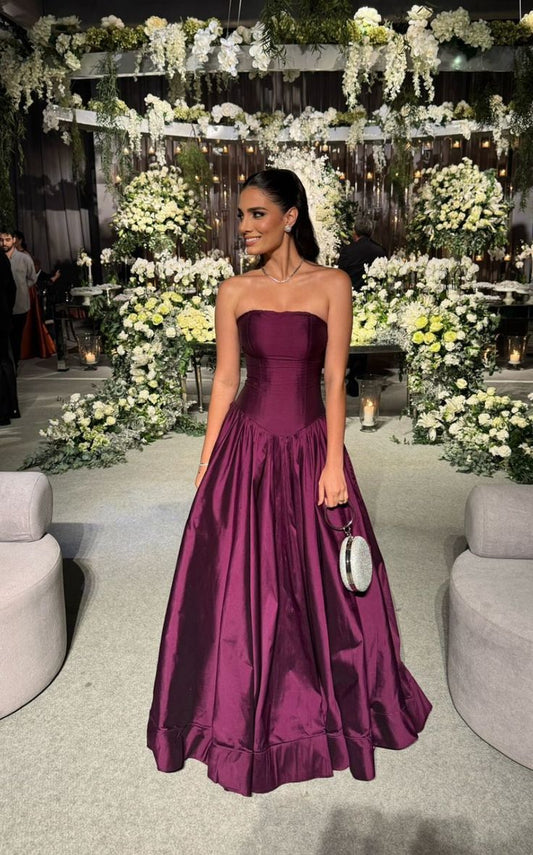 Elegantes, trägerloses, lila Satin-Abendkleid mit tiefer Taille, AB2182