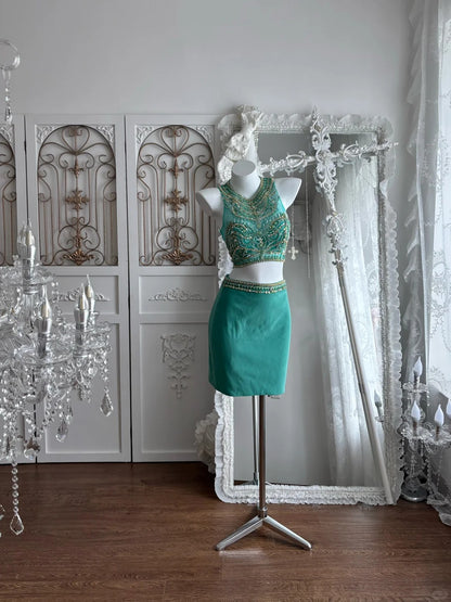 Modest Hoco Dress Homecoming Dresses Sheath Green Backless 16th Birthday Party Outfits RB6385