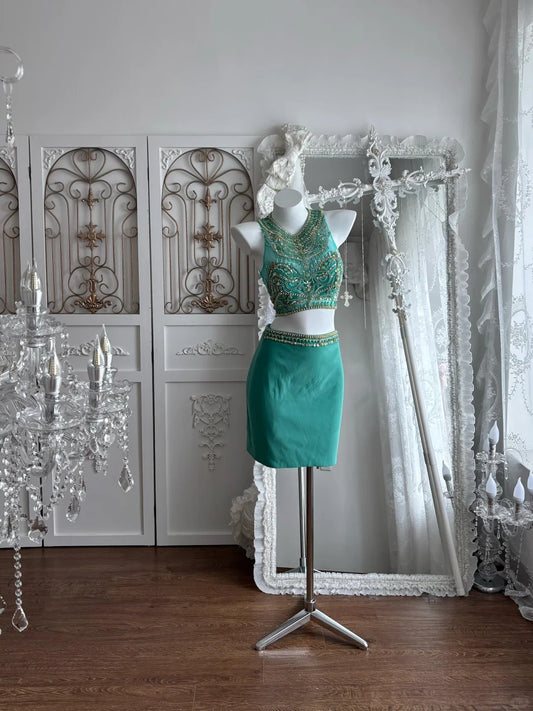 Modest Hoco Dress Homecoming Dresses Sheath Green Backless 16th Birthday Party Outfits RB6385