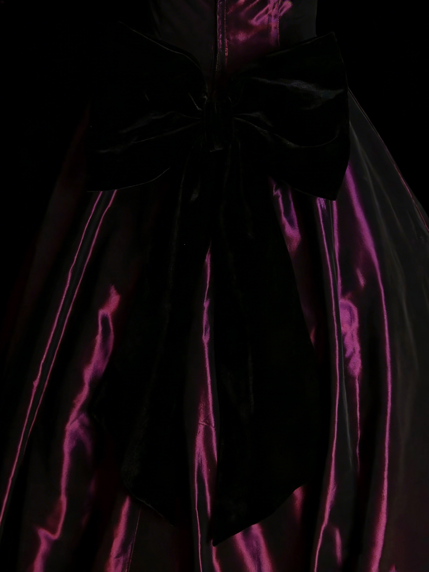 Bezauberndes trägerloses Ballkleid in Traubenfarbe, ideal für Sweet 16, Quinceañera, Abschlussball oder als langes Kleid (15 Vestidos De Fiesta N1246)