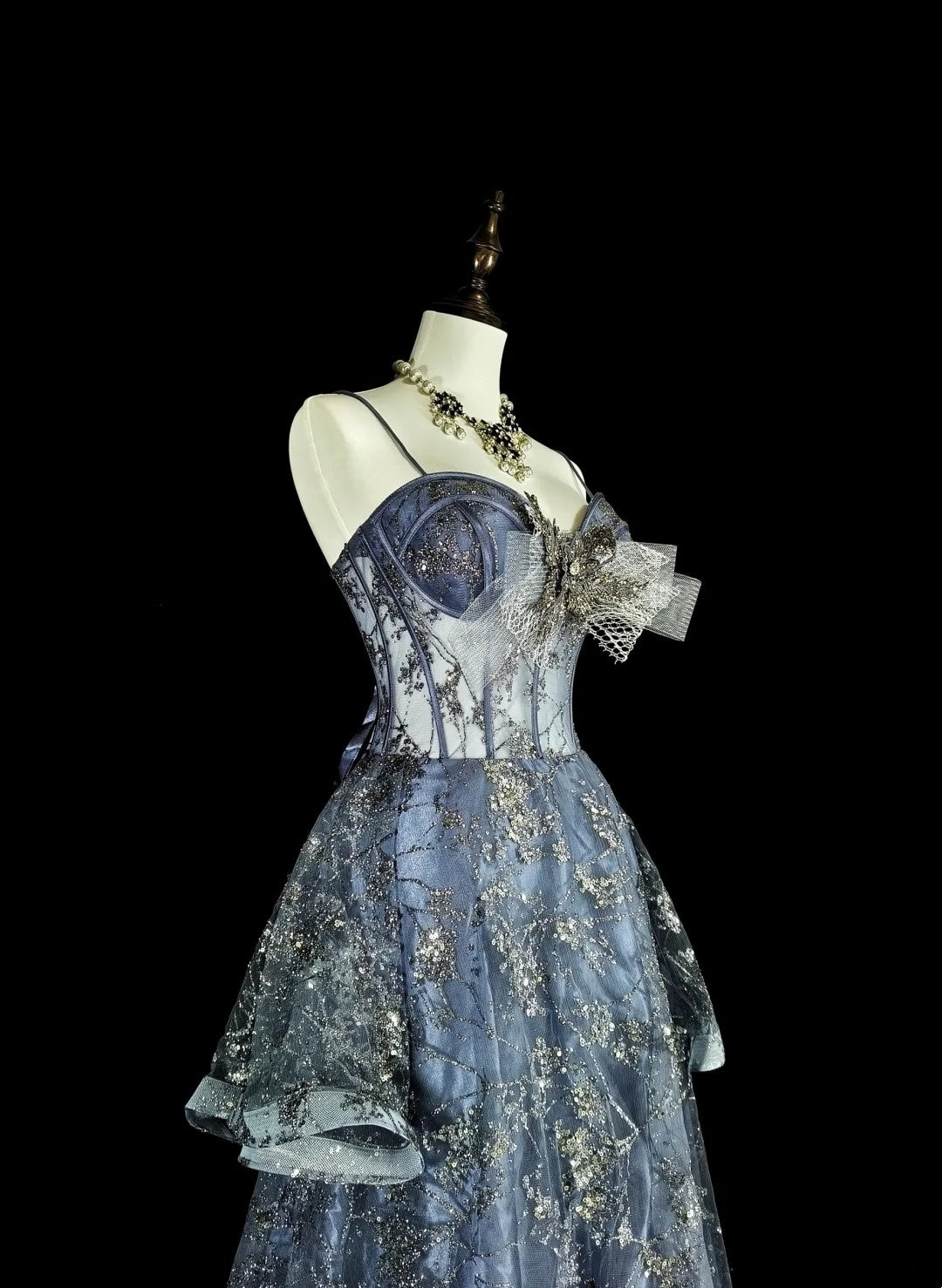 Robe de bal vintage, robe de soirée esthétique à fines bretelles, sequins gris, longue, inspiration robe de soirée formelle N1849