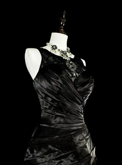 Robe de bal longue sirène plissée en satin, sans manches, col bateau, années 1960, N1574