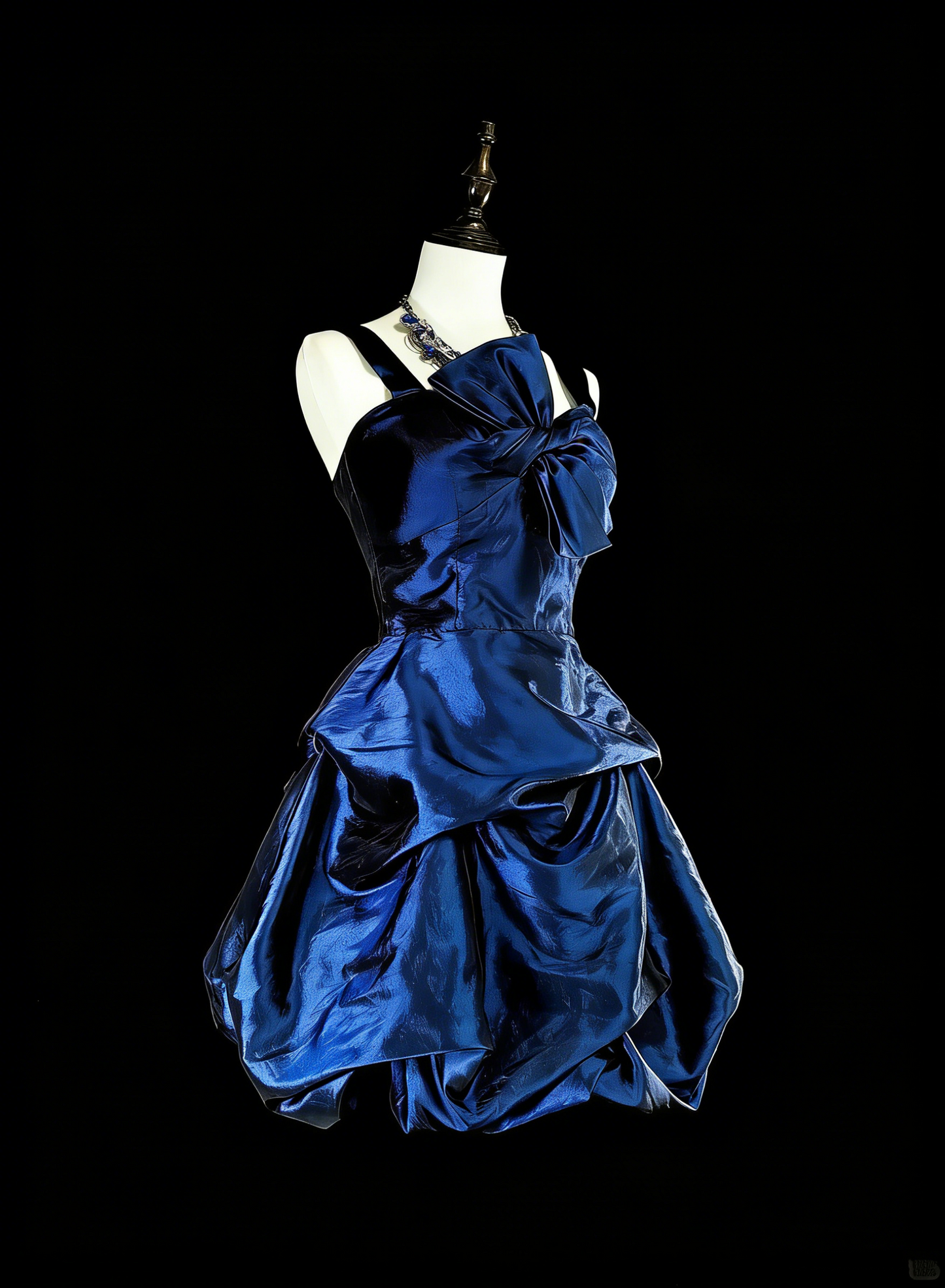 Robe de bal vintage à fines bretelles bleu marine courte, inspiration années 2000, robes de bal de promo, inspiration robes de soirée N1614