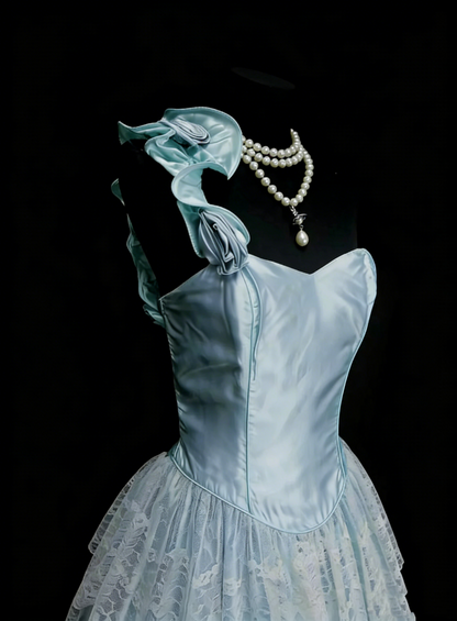 Robe de bal unique asymétrique en tulle bleu ciel clair, inspirée des robes de bal des années 2000, N1441