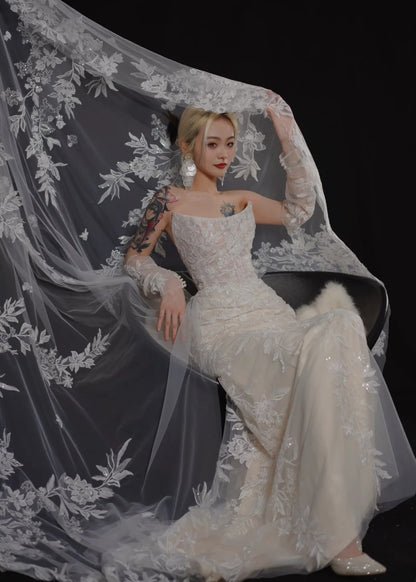 Robe de mariée longue et romantique blanche sirène sans bretelles en dentelle, avec traîne, AB2474
