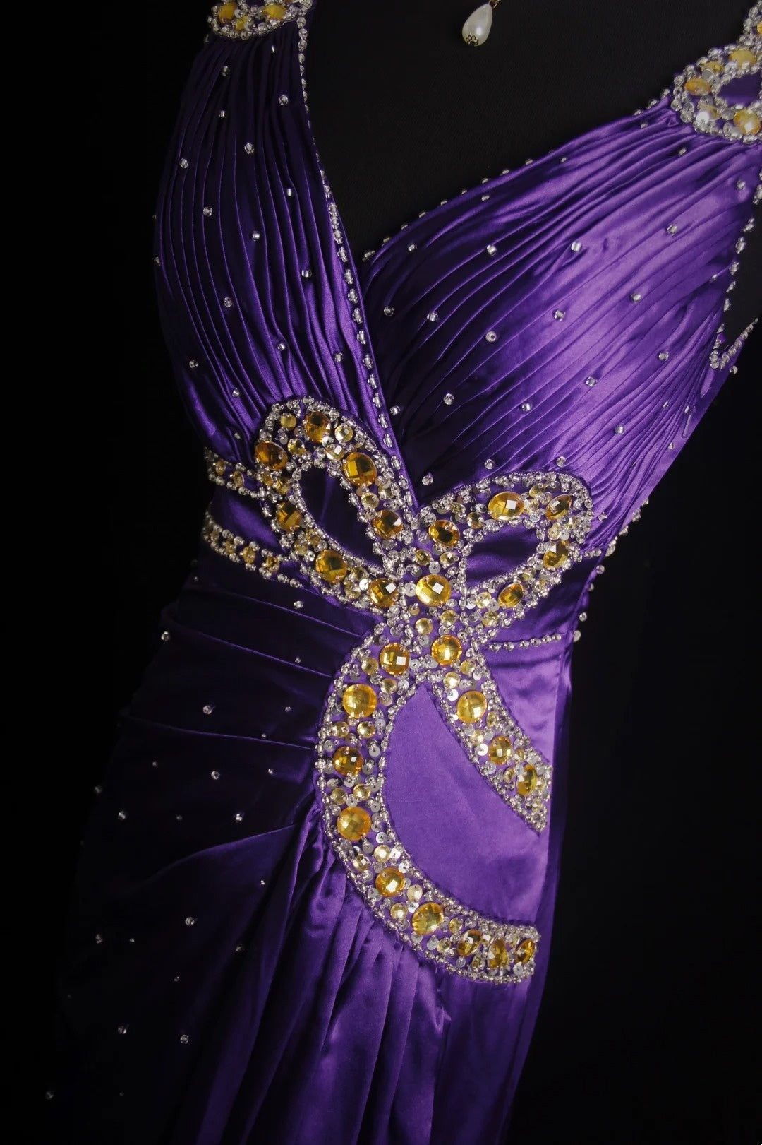 Robe de bal longue rétro sirène en satin violet, style années 2000 - Inspiration pour une tenue de 19 ans - Robe de soirée N504