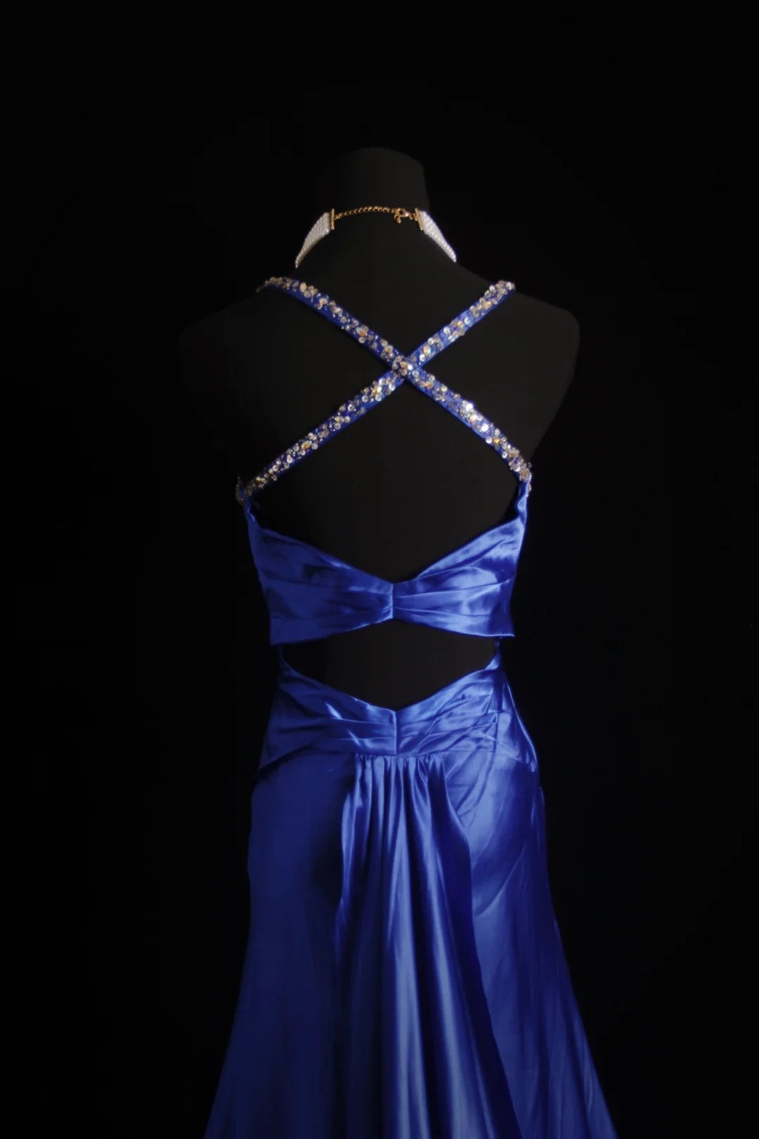 Robe de bal longue rétro sirène à fines bretelles en satin bleu roi, inspiration années 2000, tenue de soirée pour un 18e anniversaire, N497
