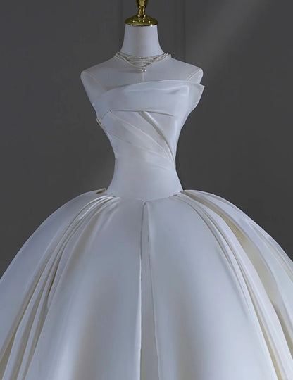 Robe de mariée intemporelle, robe de bal bustier en satin plissé, robe de mariée longue cintrée avec traîne, AB2528