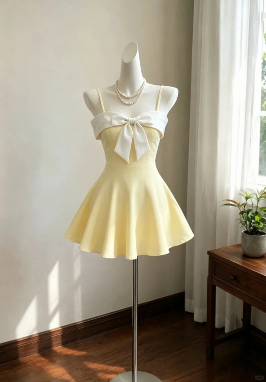 Unique A line Spaghetti Strap Yellow Short Freshman Graduation Dresses Inspo Senior Homecoming Outfits RB4847