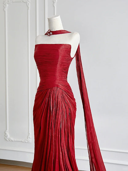 Robe de bal longue sirène intemporelle en mousseline rouge avec fente foulard, inspiration robe de soirée N307