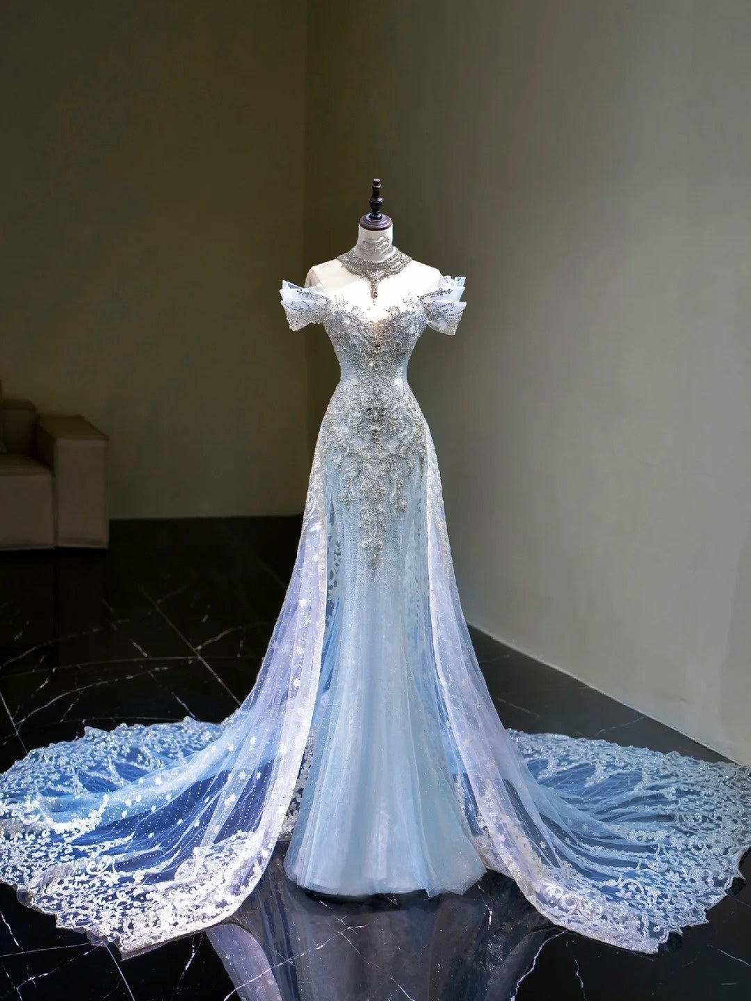 Traumhaftes Meerjungfrauen-Abendkleid mit schulterfreiem Ausschnitt, Pailletten, blau, lang, Inspiration für Partys und Balls RB1667